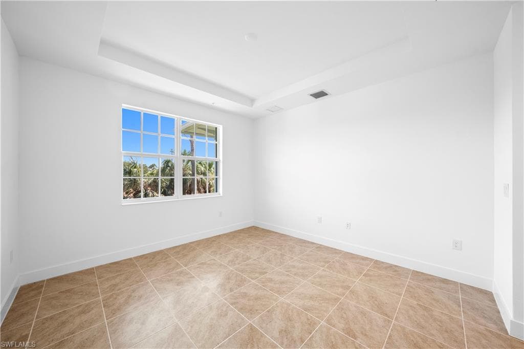26370 Coco Cay CIR 201-20