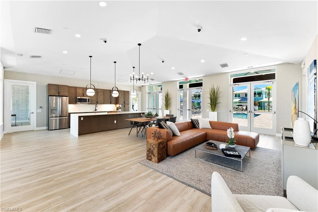 26370 Coco Cay CIR 201-41