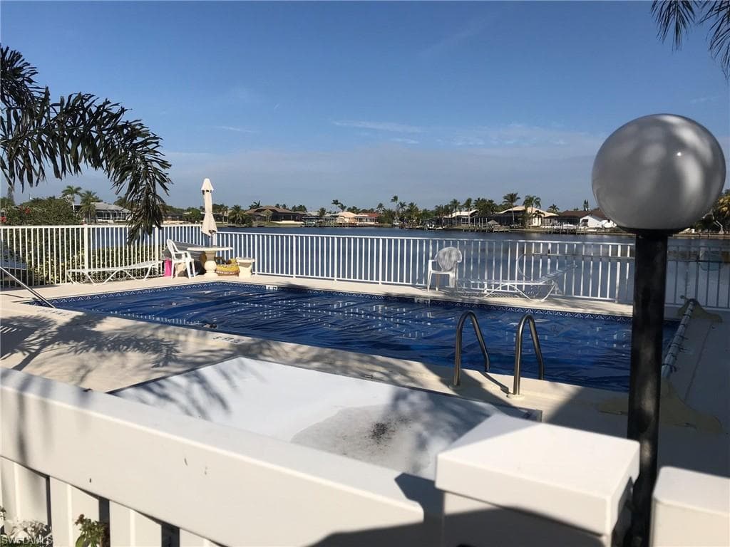131 SW 47th TER 204-20