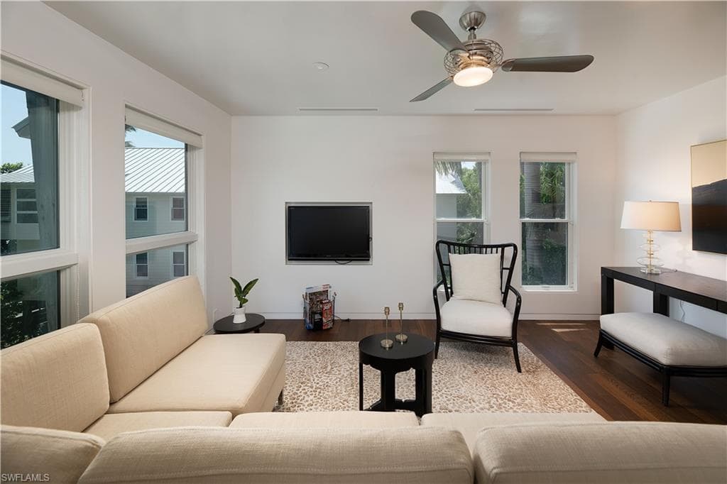 16512 Captiva DR-33