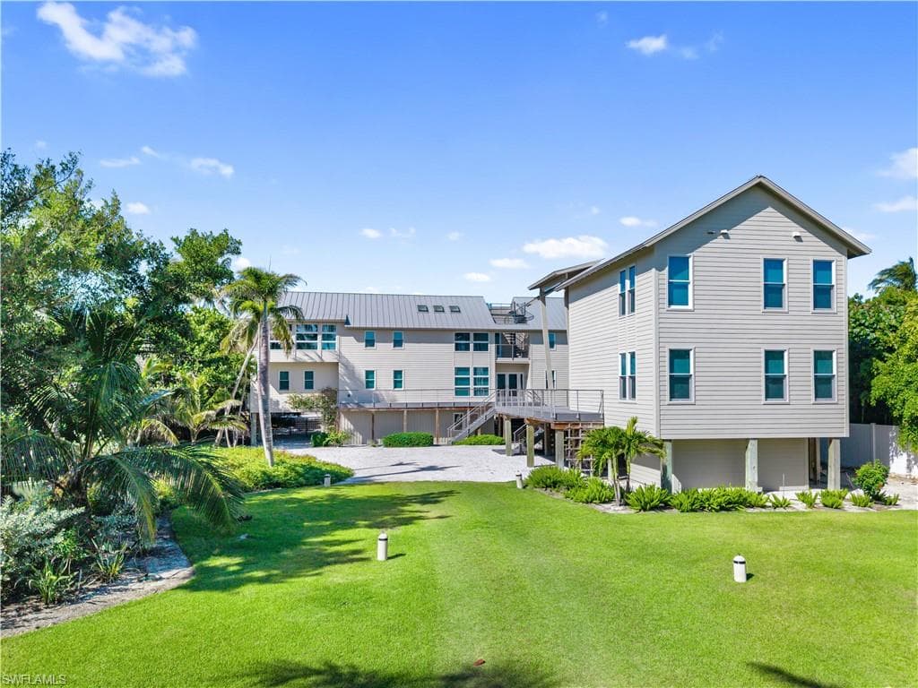 16512 Captiva DR-35