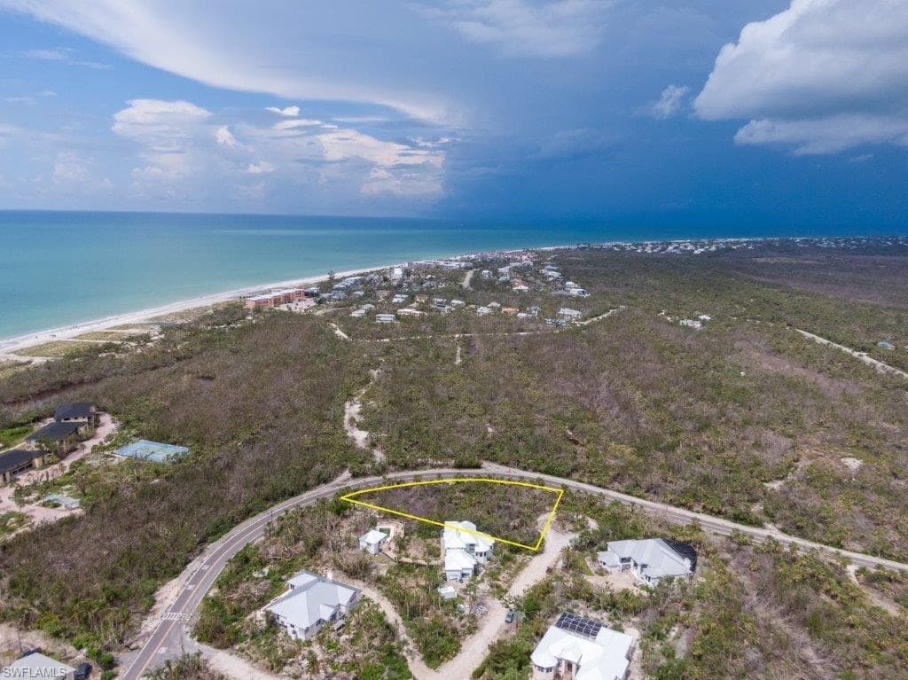 355 Cowry CT N-7