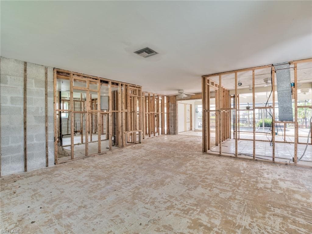 230 Randy LN-17