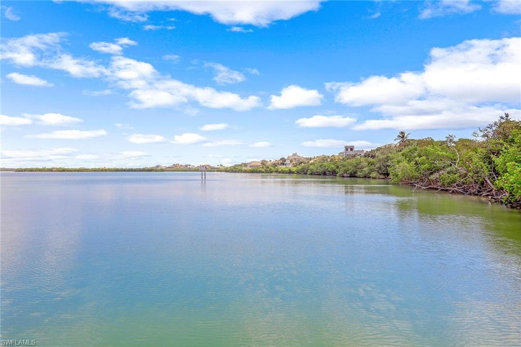 780 Whiskey Creek DR-23