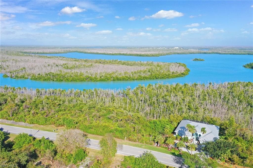 780 Whiskey Creek DR-13
