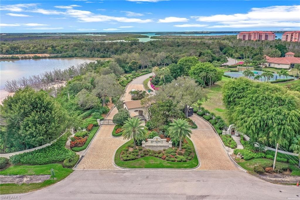 780 Whiskey Creek DR-4