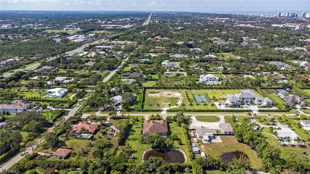 179 Mahogany DR-27