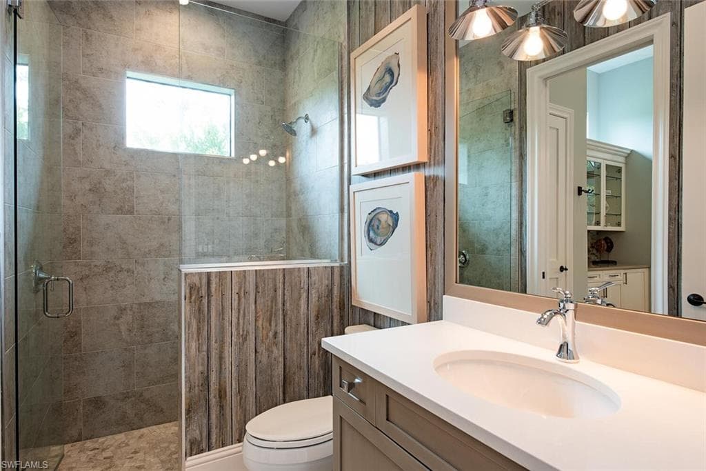 179 Mahogany DR-21