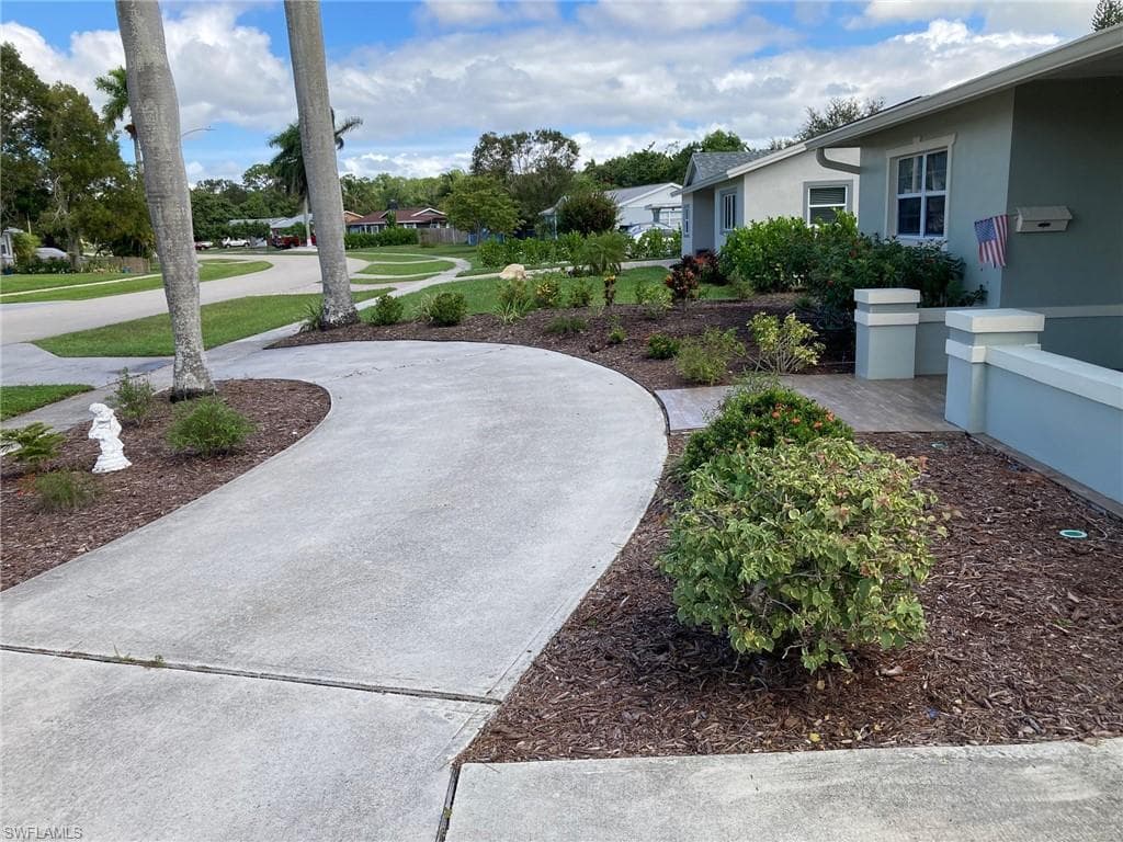 3338 Poinciana ST-13