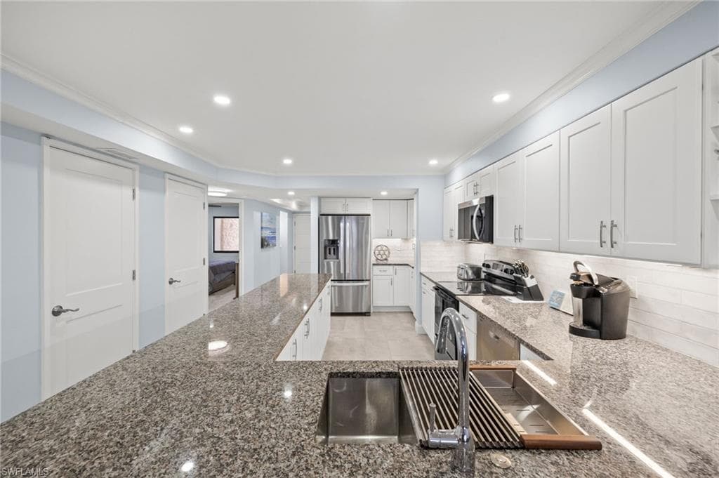2445 W Gulf DR E6-6