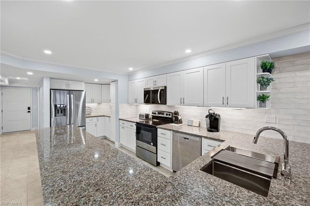 2445 W Gulf DR E6-7
