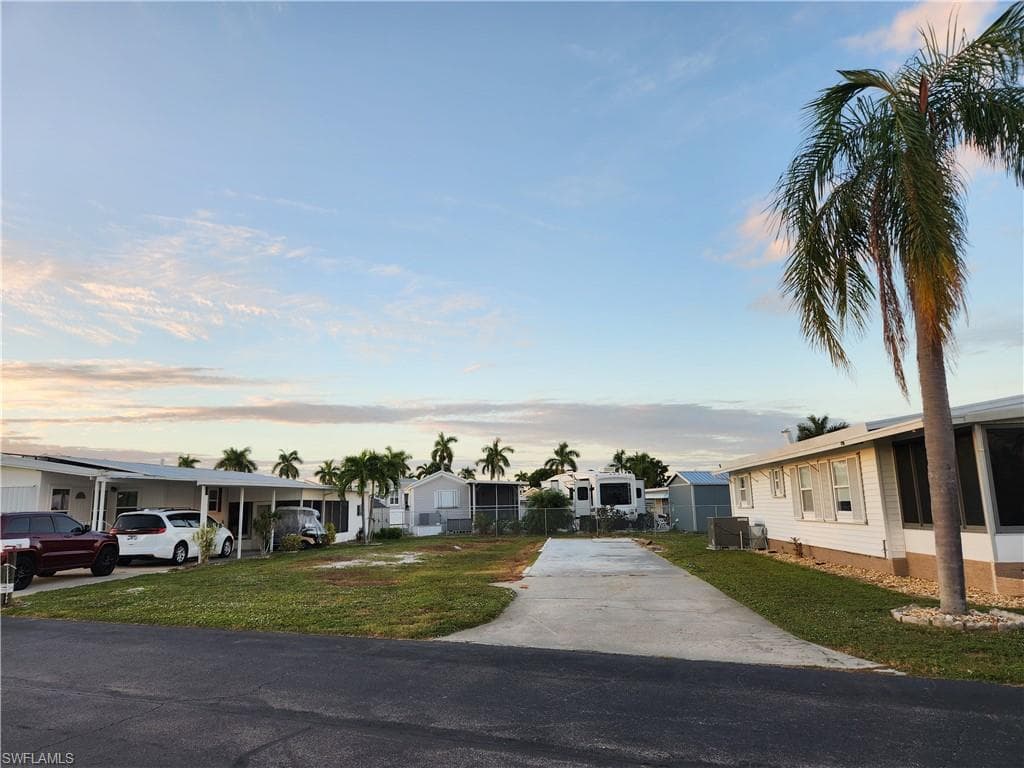 211 Derwent BLVD-1