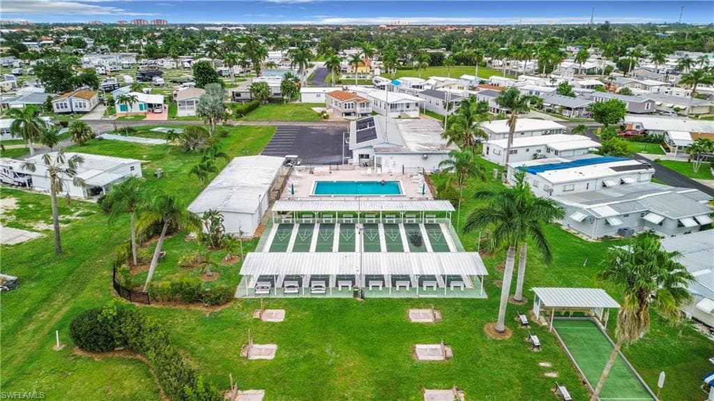 211 Derwent BLVD-9