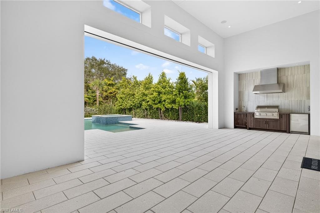 2055 Cambridge Park DR-32