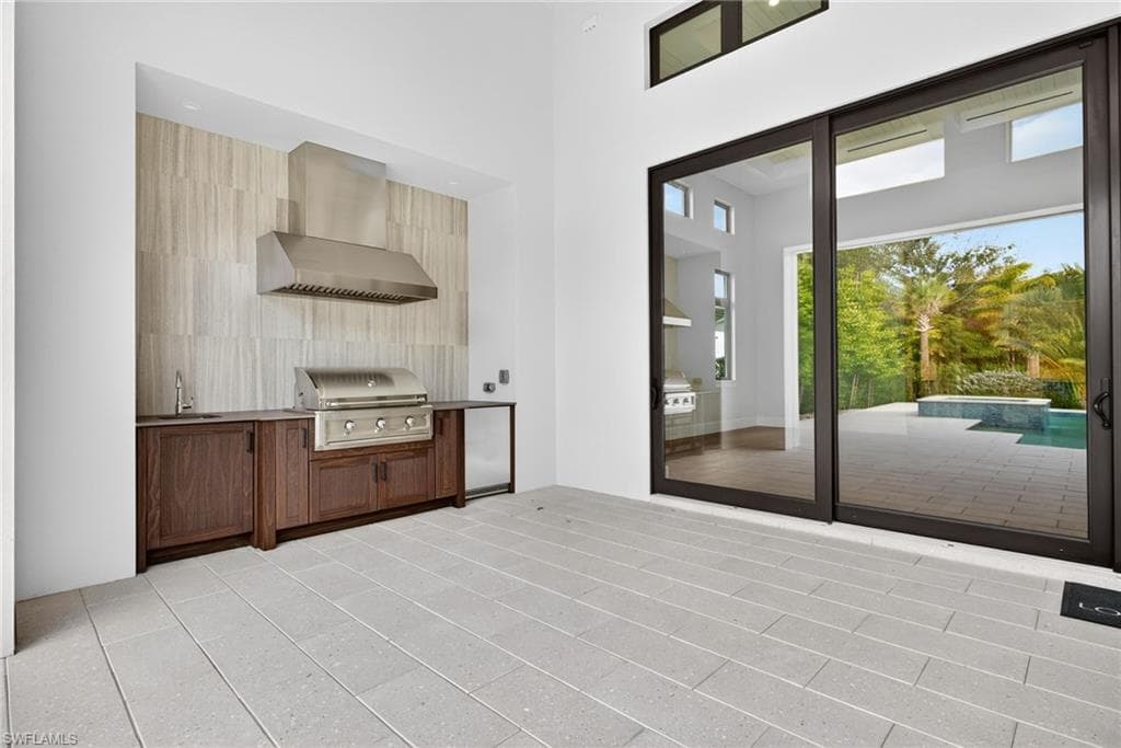 2055 Cambridge Park DR-34