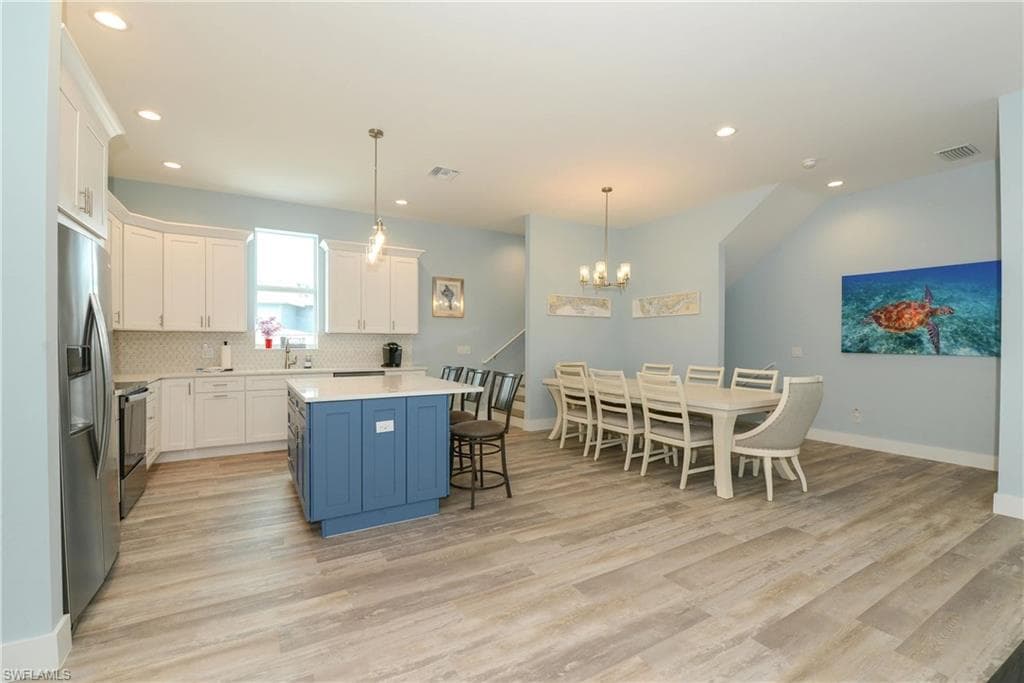 146 Miramar ST-12