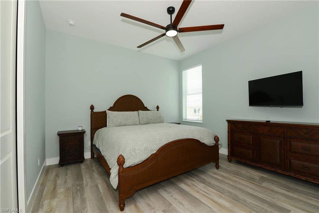 146 Miramar ST-22