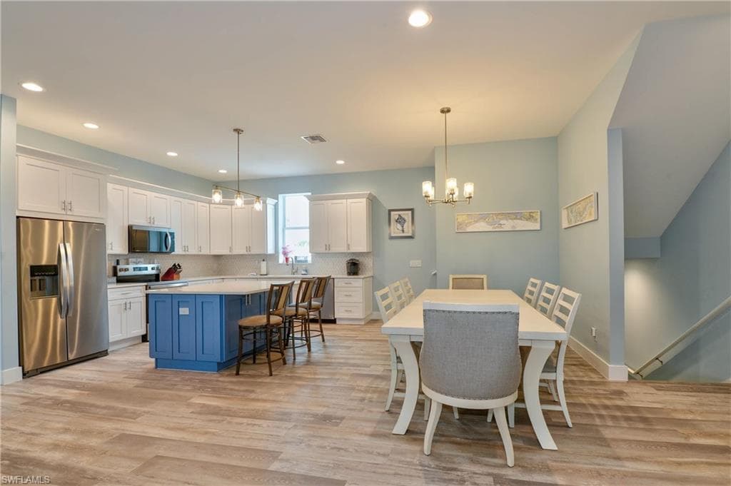 146 Miramar ST-11