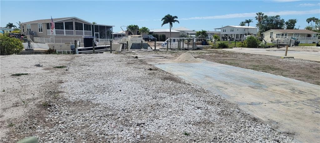 4701 Lahaina LN-11