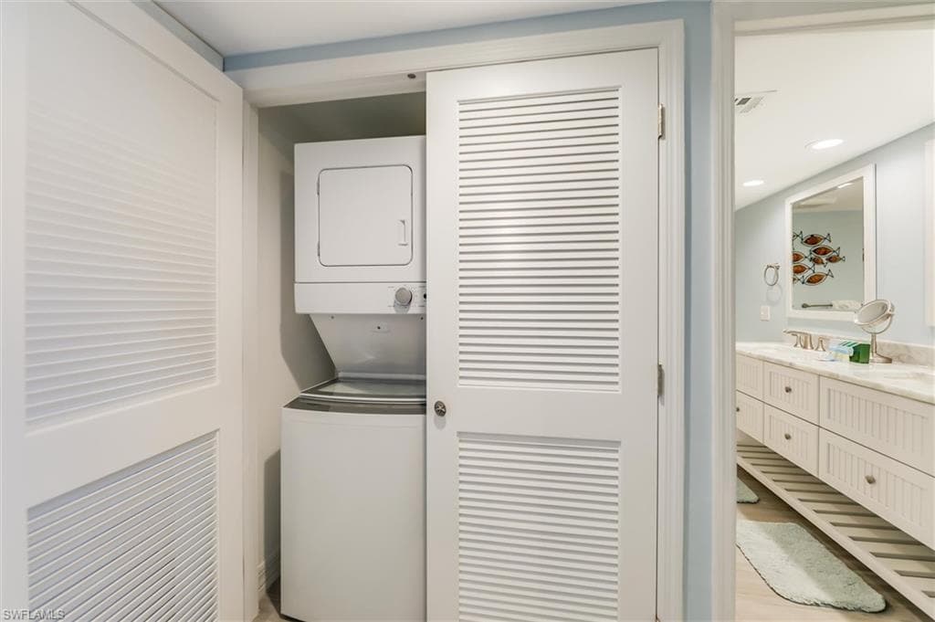 15123 Captiva DR 103-20