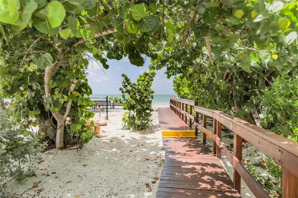 15123 Captiva DR 103-48