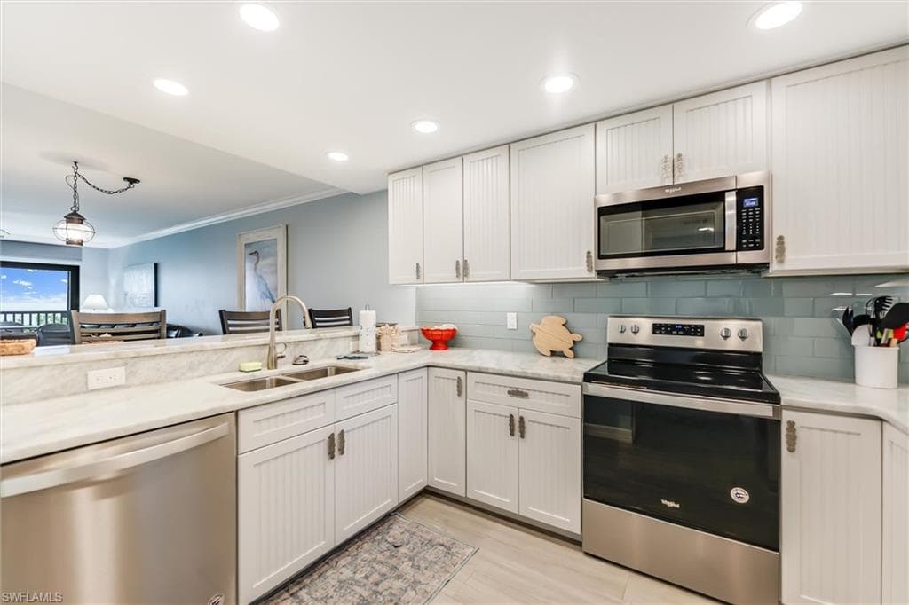 15123 Captiva DR 103-8