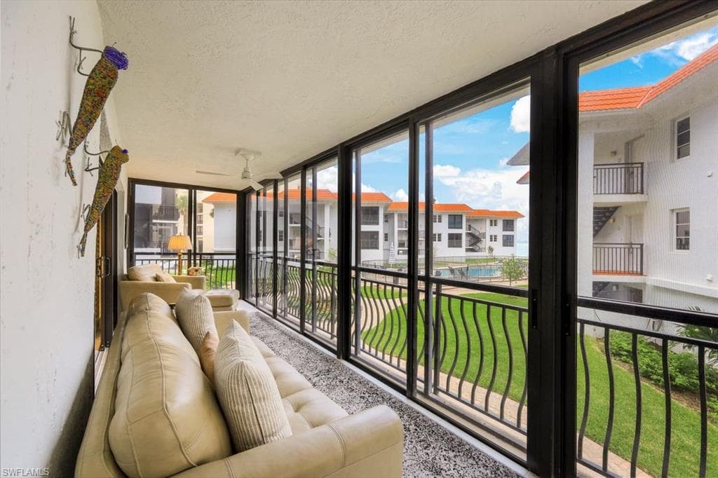 3333 Gulf Shore BLVD N 103-18