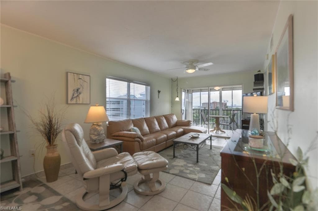 6899 Estero BLVD 251-6
