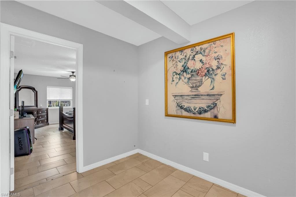 883 Coconut CIR E-14