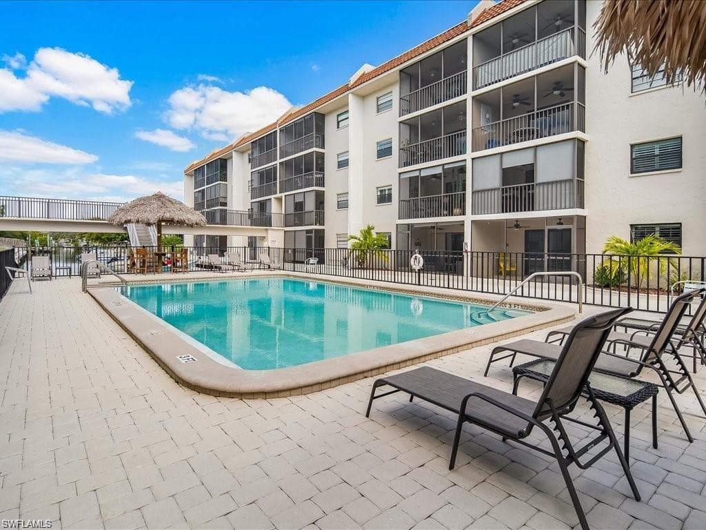 9395 Pennsylvania AVE 20-17