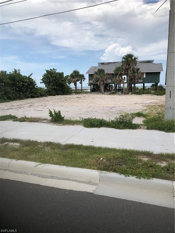 7950 Estero BLVD-4