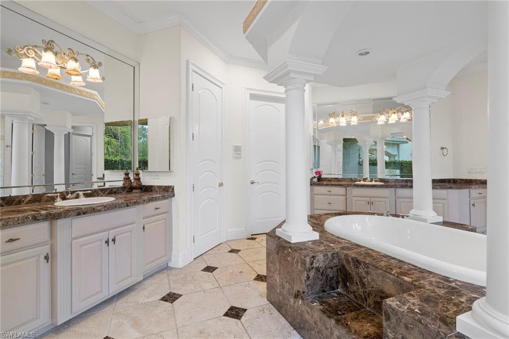 15401 Old Wedgewood CT-21