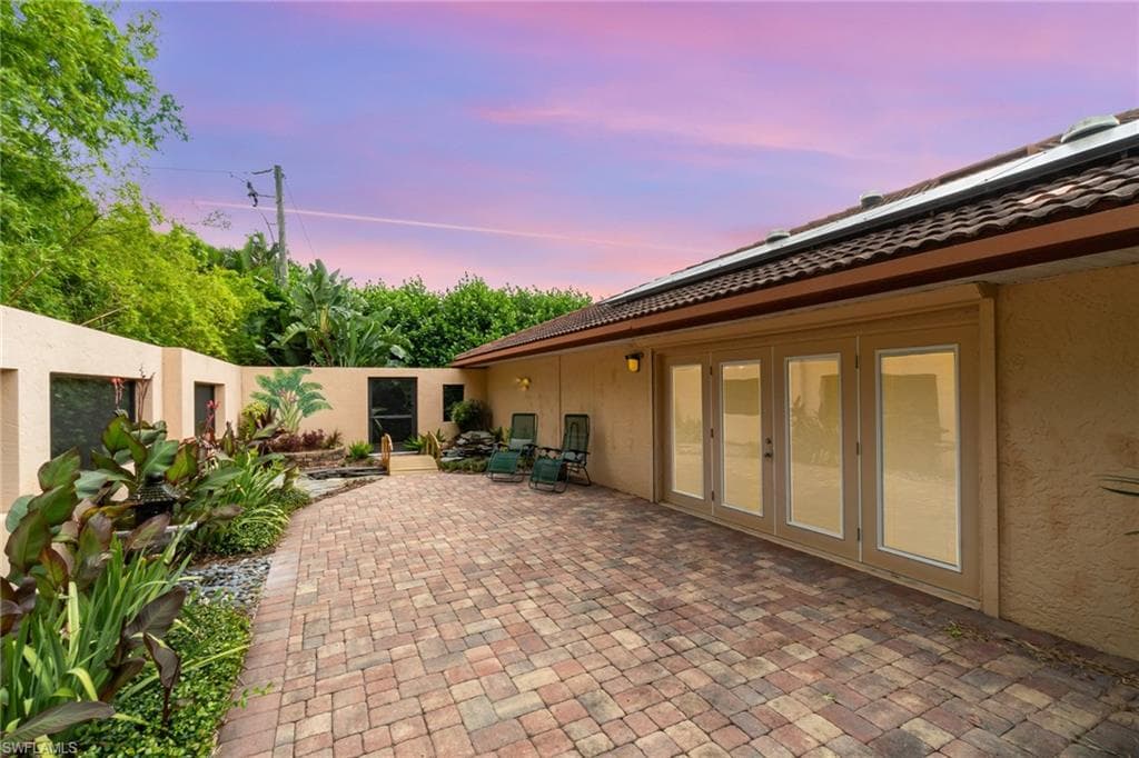 15854 Gleneagle CT-36
