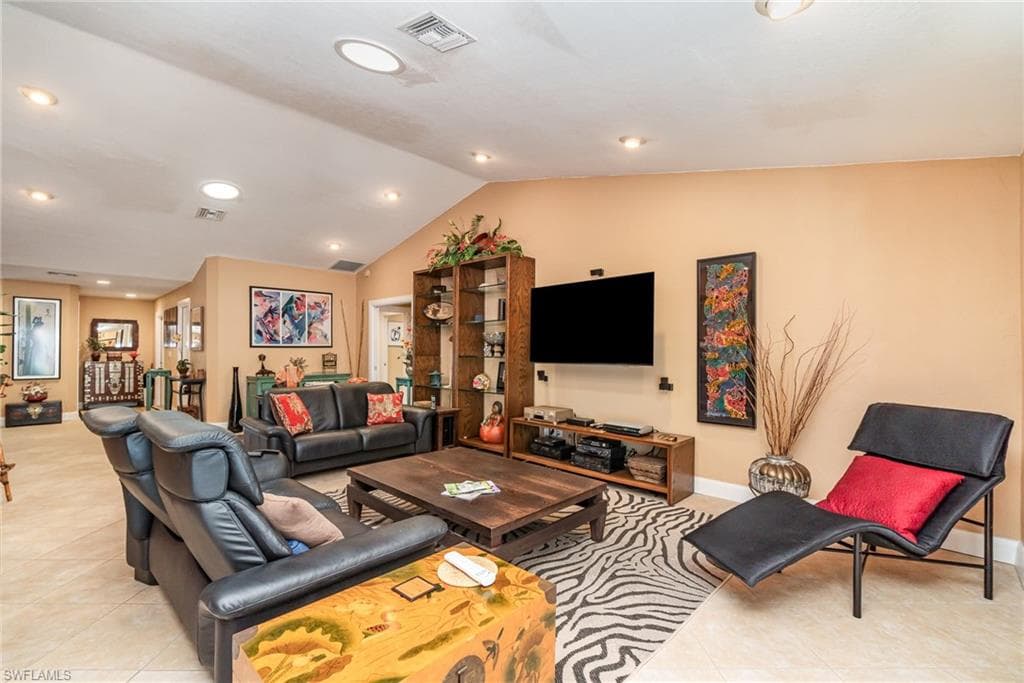 15854 Gleneagle CT-10