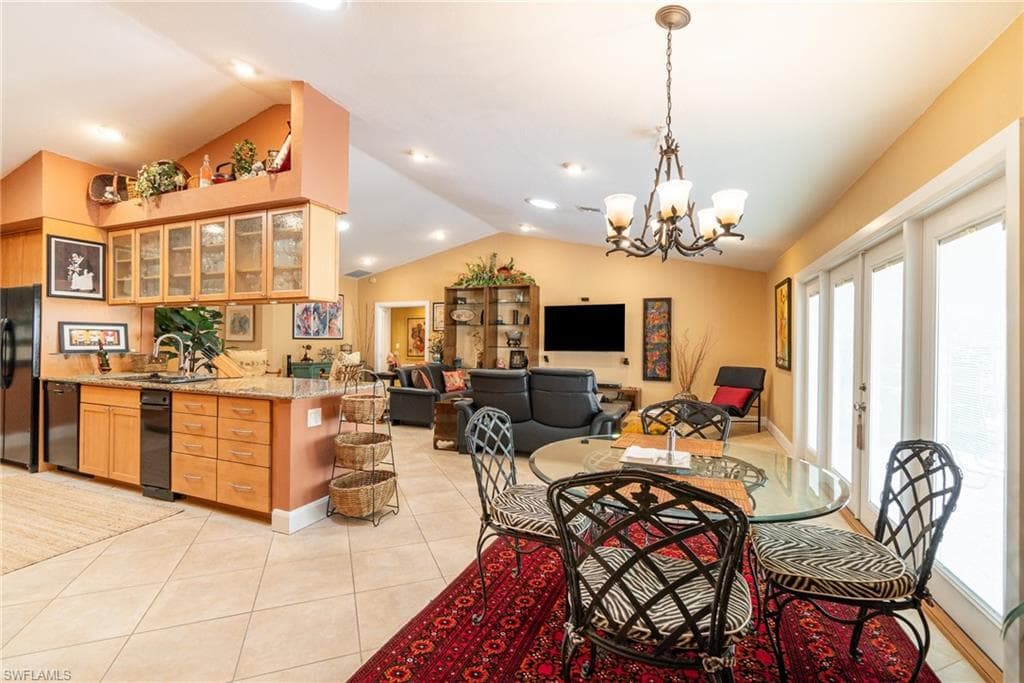 15854 Gleneagle CT-19