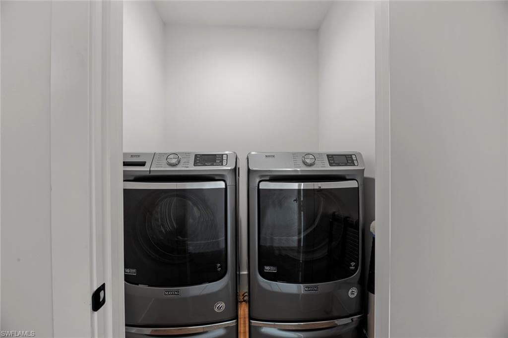 250 Crescent ST-36