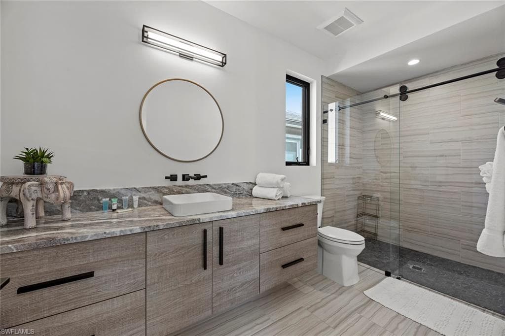 250 Crescent ST-32