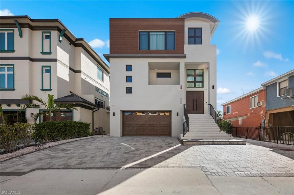 250 Crescent ST-1