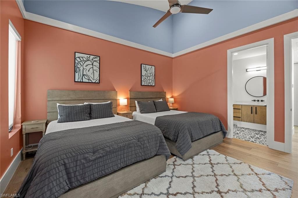 250 Crescent ST-34