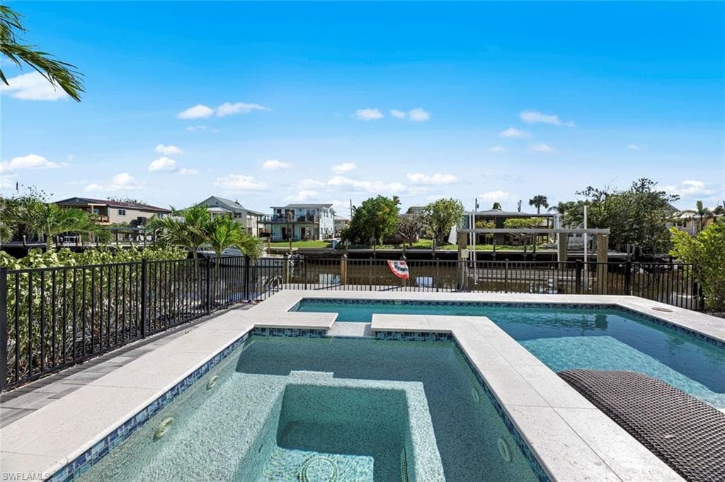 250 Crescent ST-38