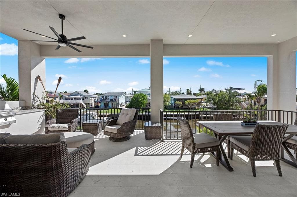 250 Crescent ST-15