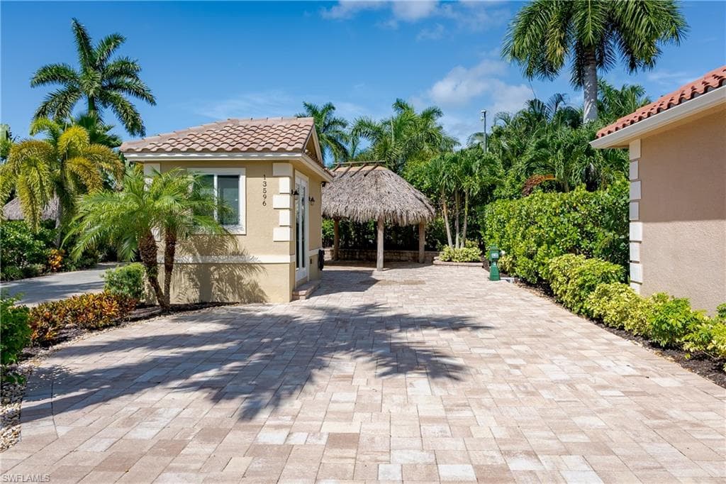 13596 Snook CIR-42
