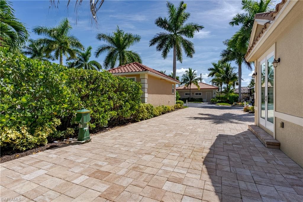 13596 Snook CIR-32