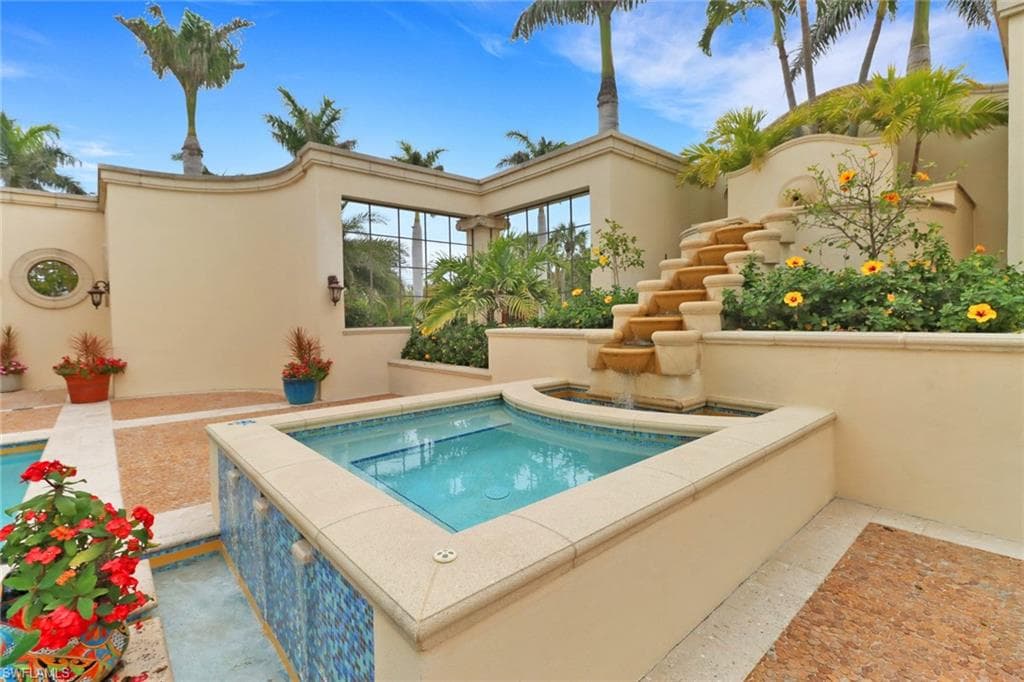 6111 Sanibel Captiva RD-30