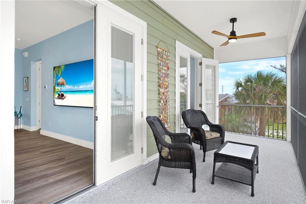 151 Chapel ST-9
