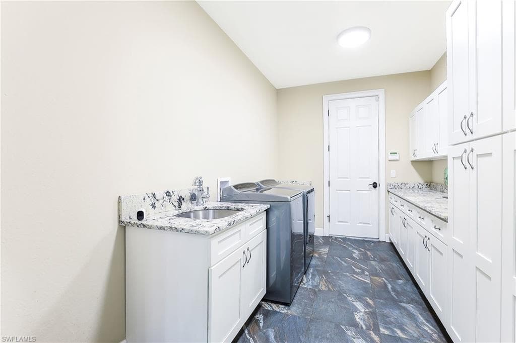 1221 La Faunce WAY-23