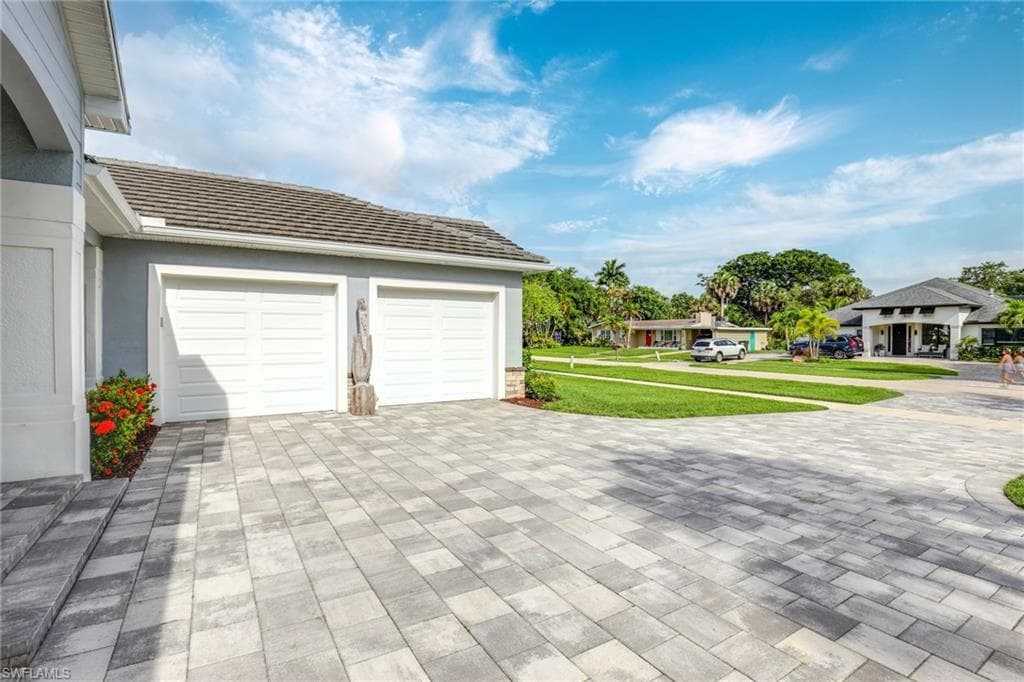 1221 La Faunce WAY-4