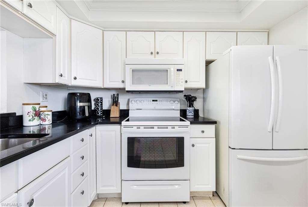 6672 Estero BLVD A508-17