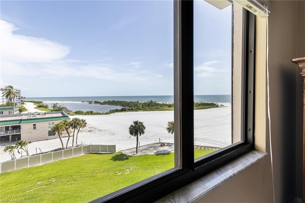6672 Estero BLVD A508-9
