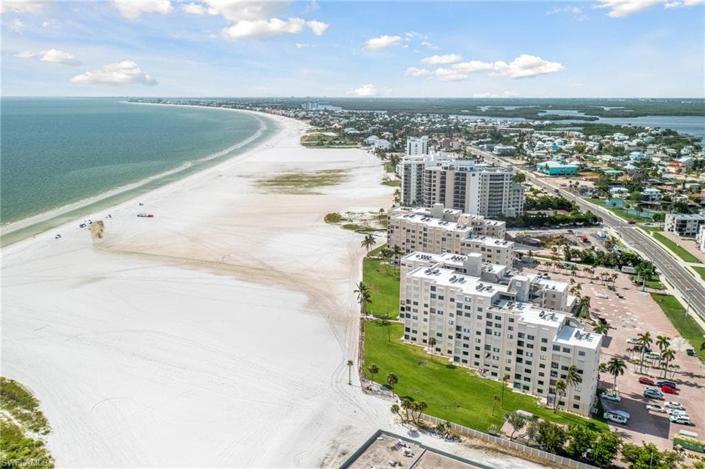 6672 Estero BLVD A508-35